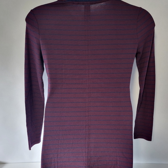 Athleta Threadlight Long Sleeve Top XS X Small Burgundy Blue Stripe Modal - Picture 12 of 12